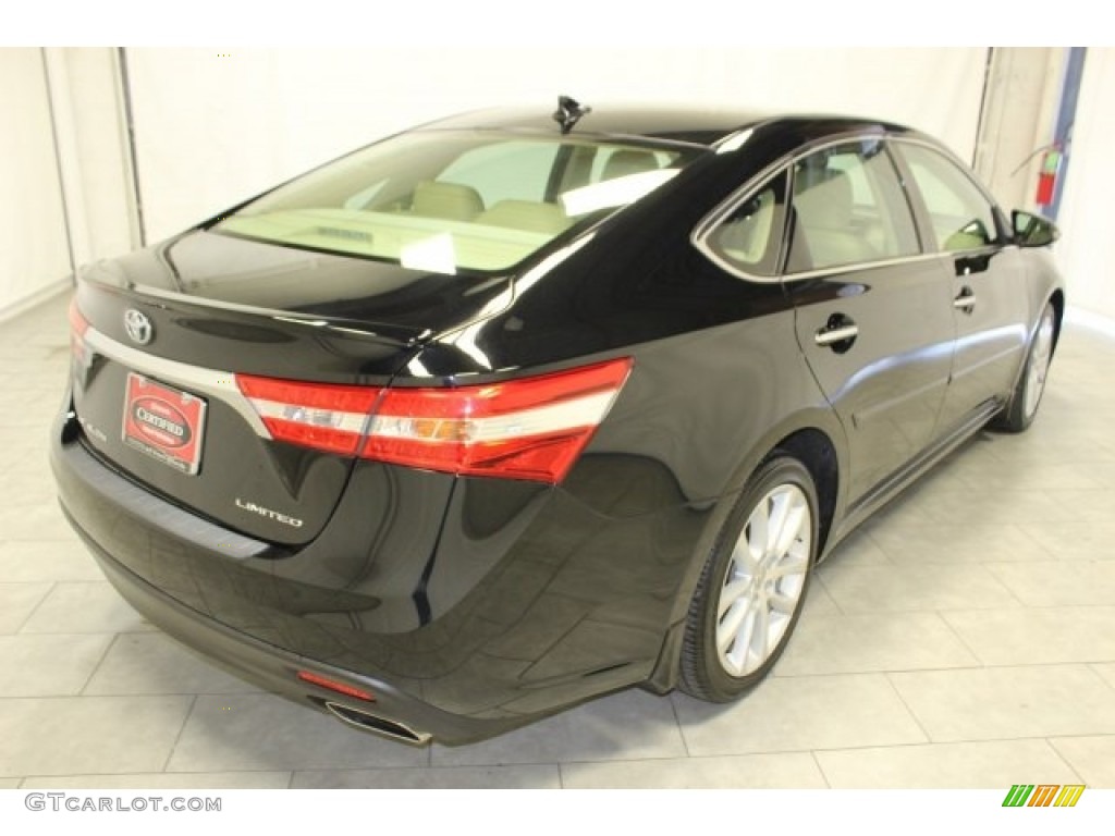 2015 Avalon Limited - Attitude Black / Almond photo #9