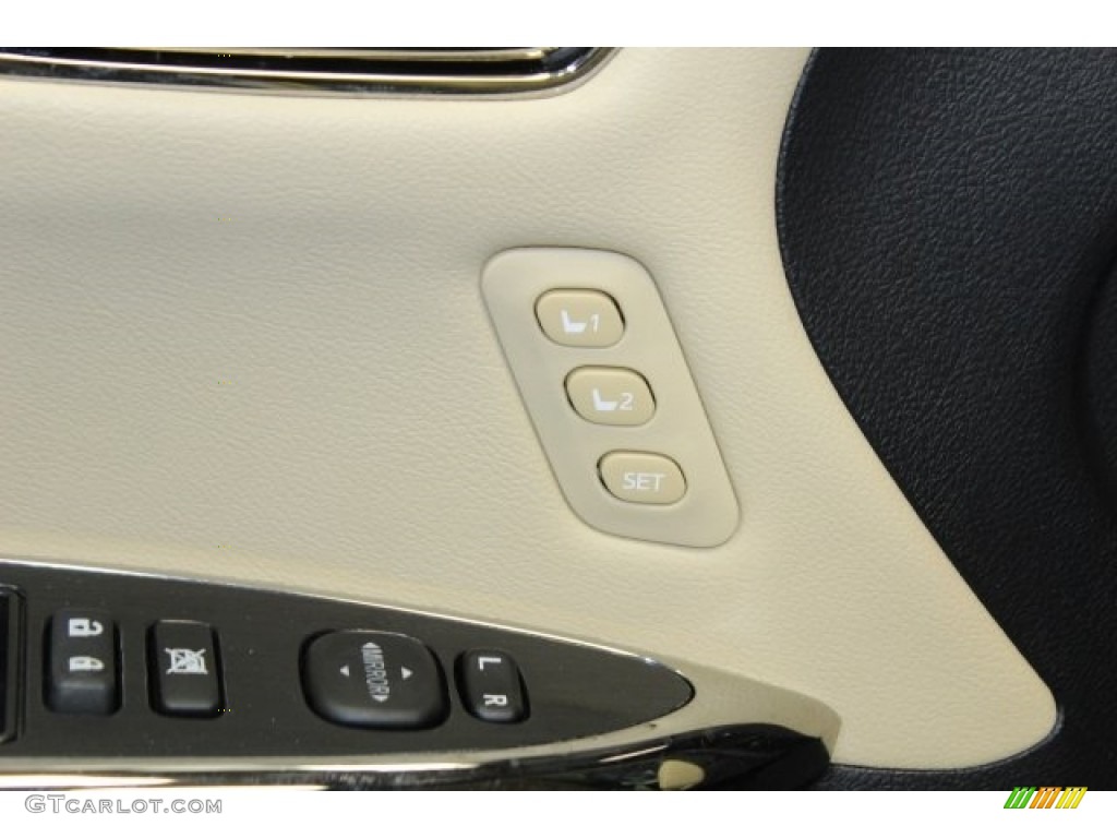 2015 Avalon Limited - Attitude Black / Almond photo #14