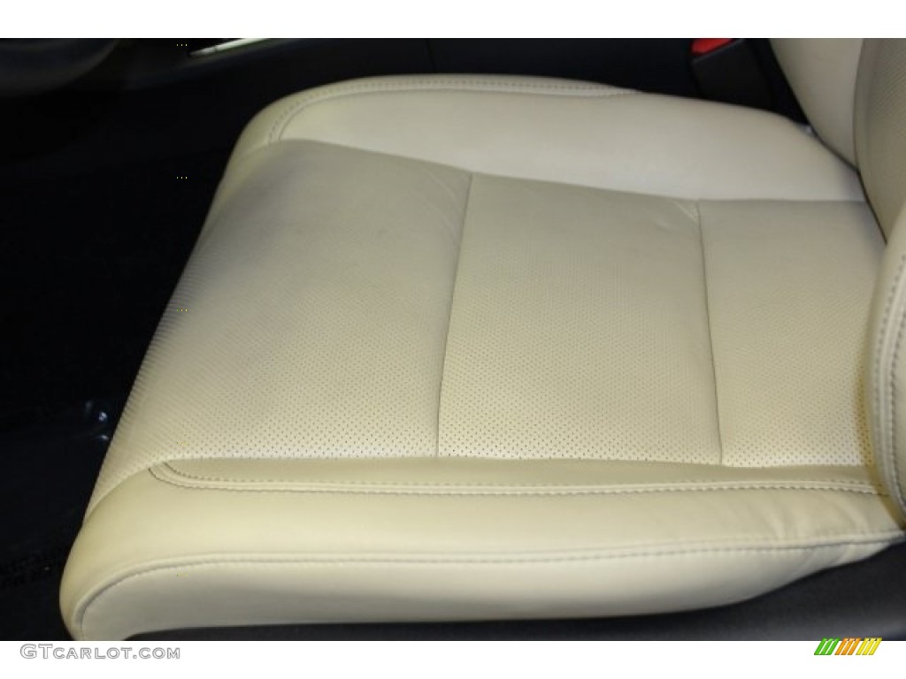 2015 Avalon Limited - Attitude Black / Almond photo #16