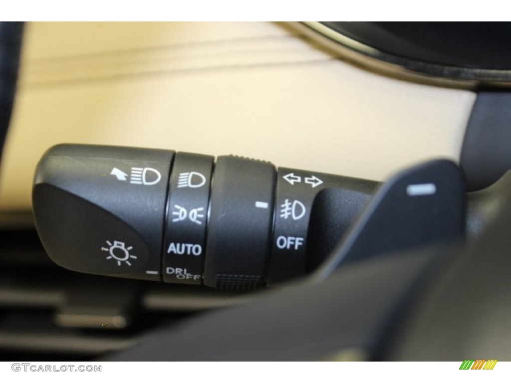 2015 Avalon Limited - Attitude Black / Almond photo #31
