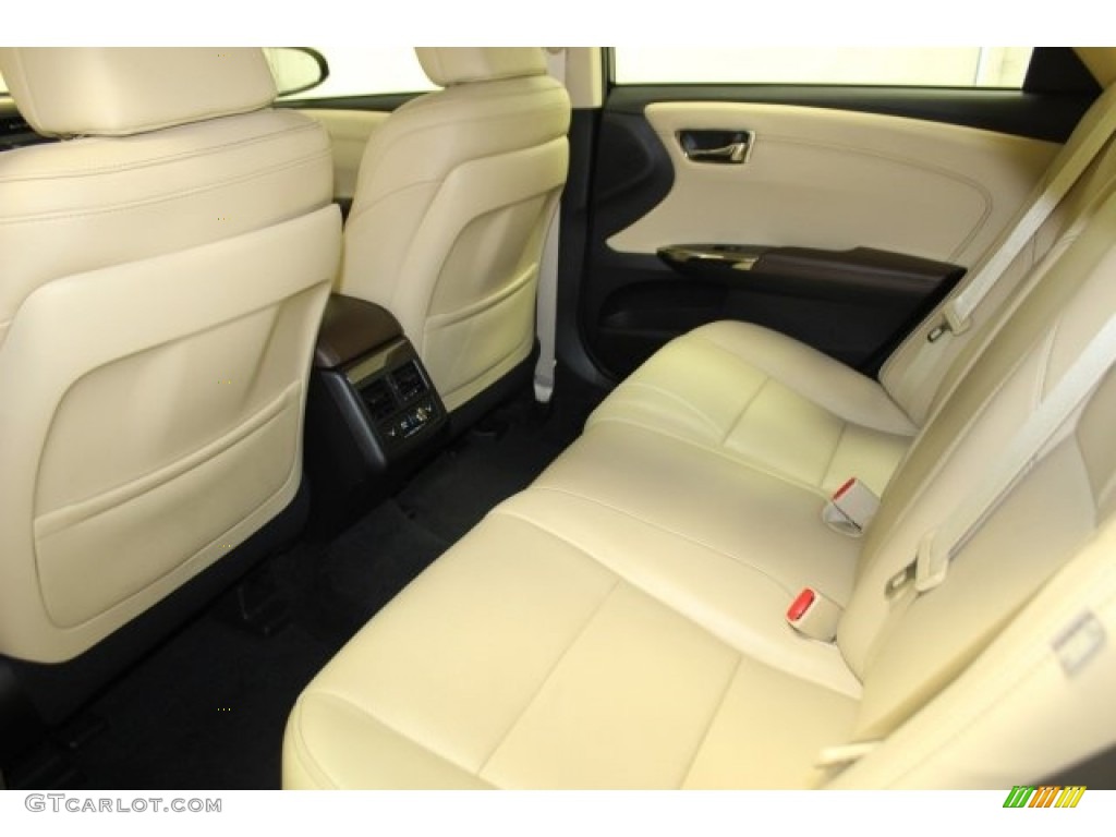 2015 Avalon Limited - Attitude Black / Almond photo #35