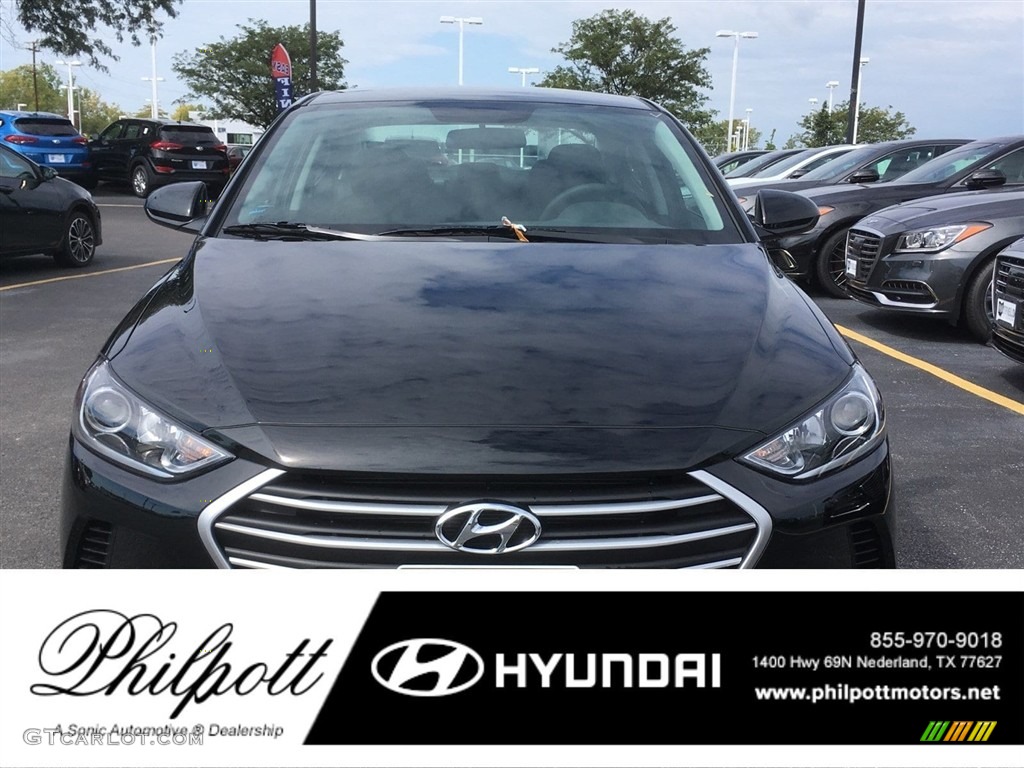 Phantom Black Hyundai Elantra