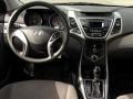 White - Elantra SE Photo No. 13