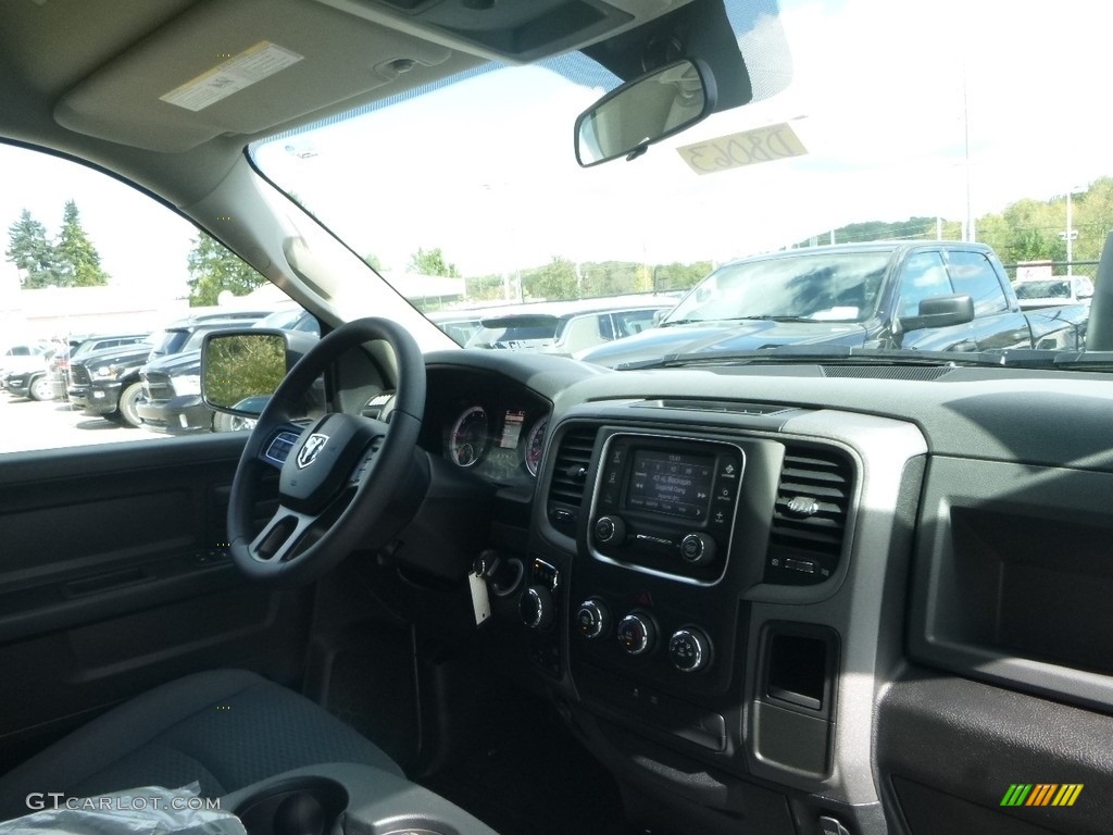 2018 1500 Express Crew Cab 4x4 - Brilliant Black Crystal Pearl / Black/Diesel Gray photo #11