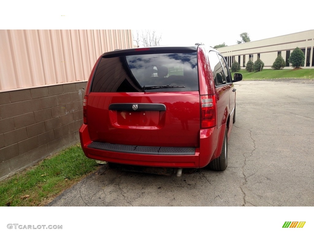 2008 Grand Caravan SE - Inferno Red Crystal Pearl / Dark Slate/Light Shale photo #7