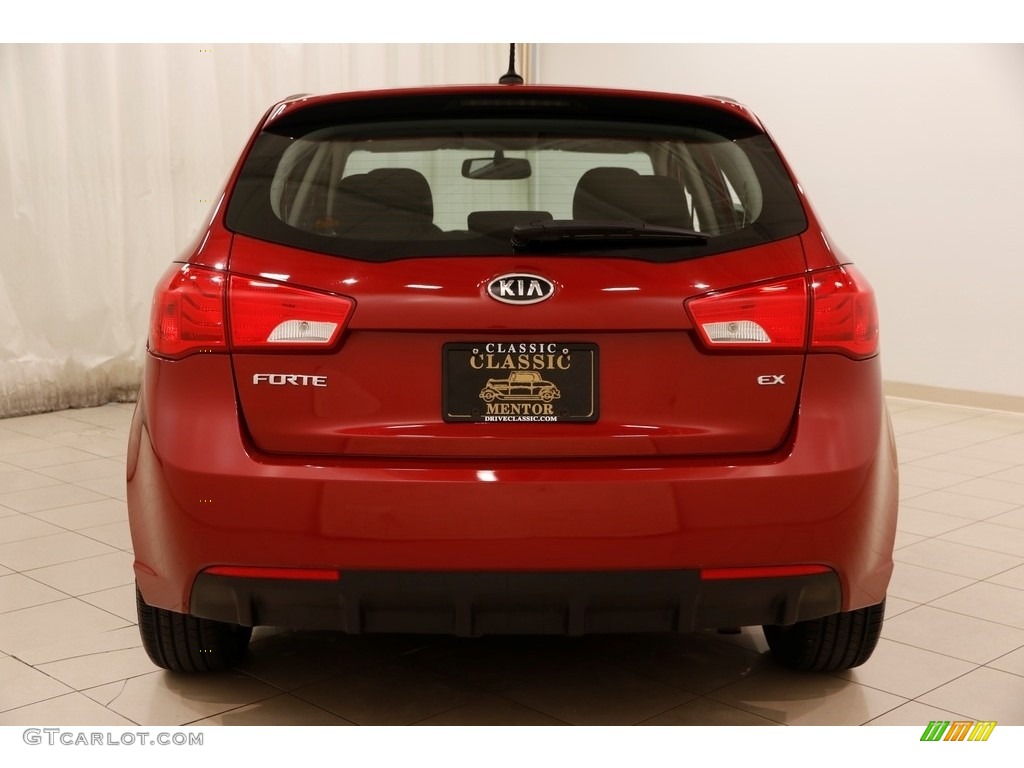 2011 Forte EX 5 Door - Spicy Red / Black photo #17