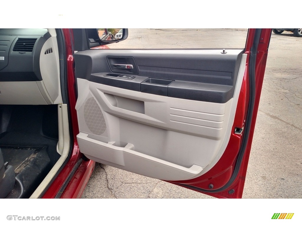 2008 Grand Caravan SE - Inferno Red Crystal Pearl / Dark Slate/Light Shale photo #21