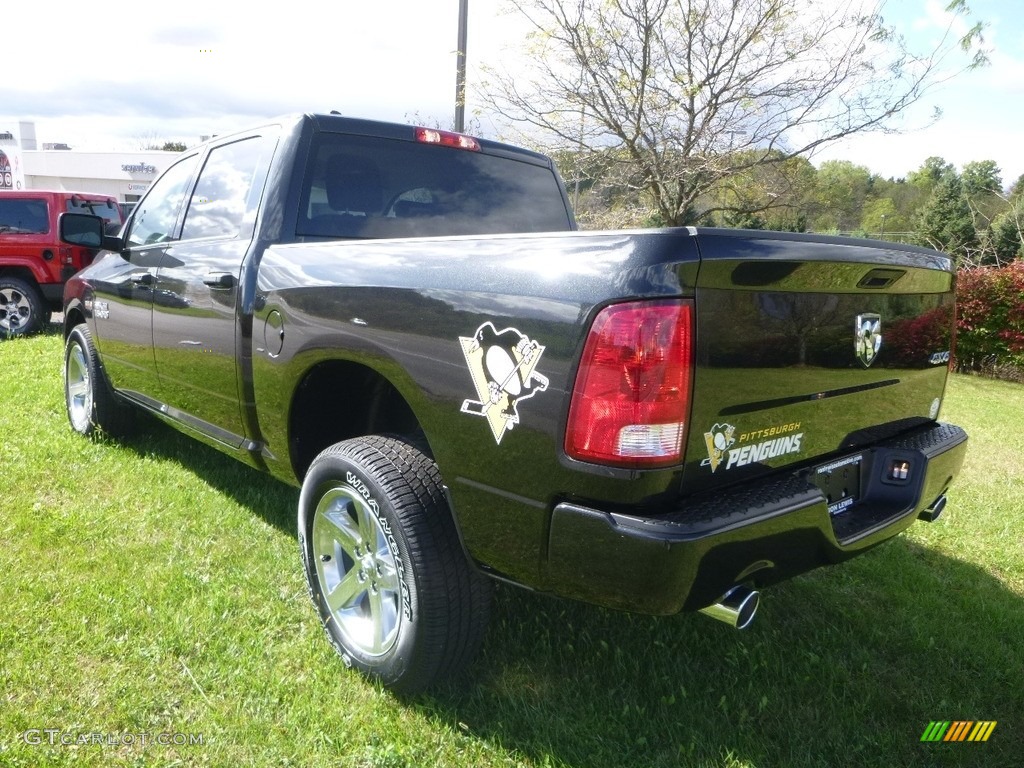 2018 1500 Express Crew Cab 4x4 - Brilliant Black Crystal Pearl / Black/Diesel Gray photo #3