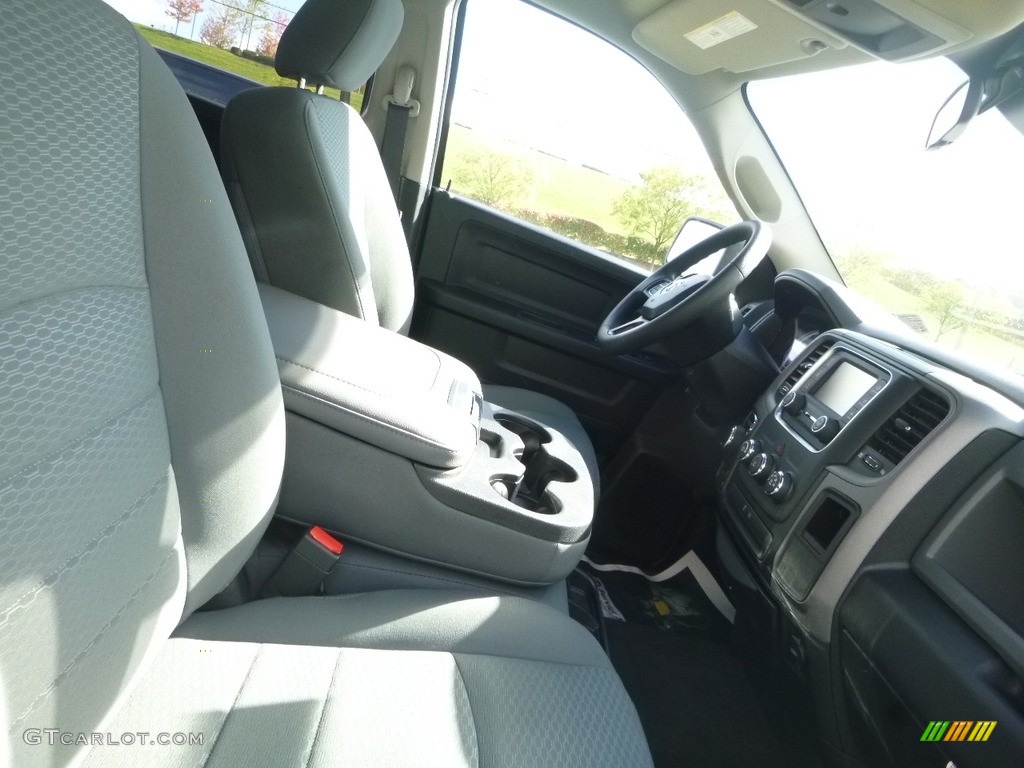 2018 1500 Express Crew Cab 4x4 - Brilliant Black Crystal Pearl / Black/Diesel Gray photo #8