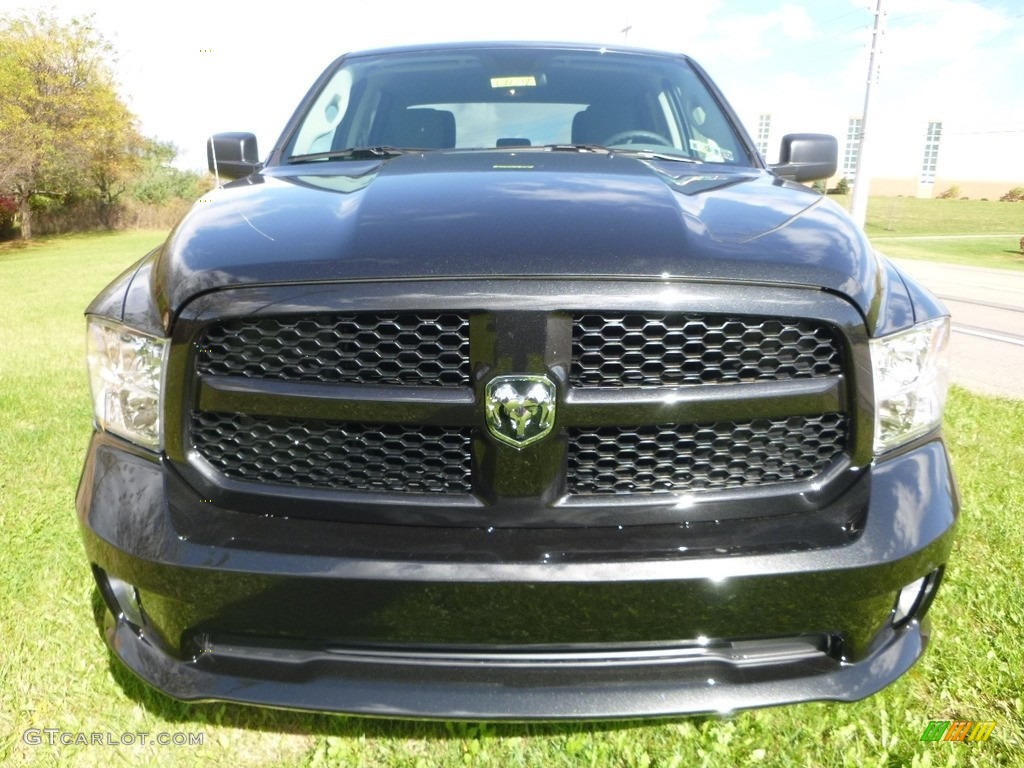 2018 1500 Express Crew Cab 4x4 - Brilliant Black Crystal Pearl / Black/Diesel Gray photo #12