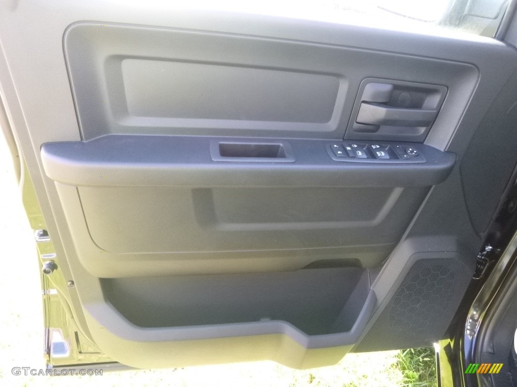 2018 1500 Express Crew Cab 4x4 - Brilliant Black Crystal Pearl / Black/Diesel Gray photo #14
