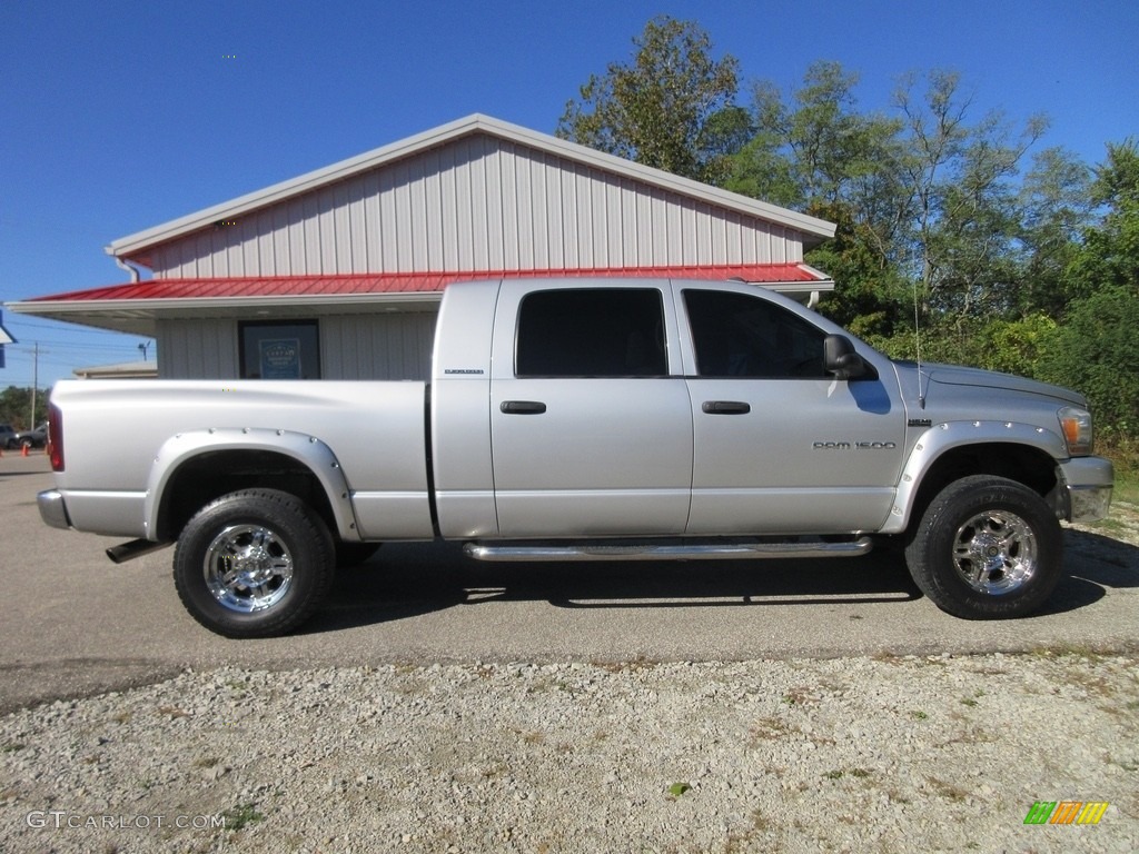 2006 Ram 1500 SLT Mega Cab 4x4 - Bright Silver Metallic / Medium Slate Gray photo #4