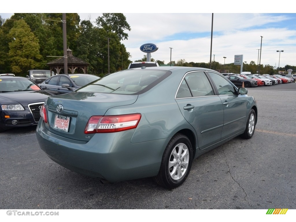 2011 Camry LE - Aloe Green Metallic / Bisque photo #3