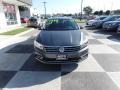 2017 Platinum Gray Metallic Volkswagen Passat SE Sedan  photo #2