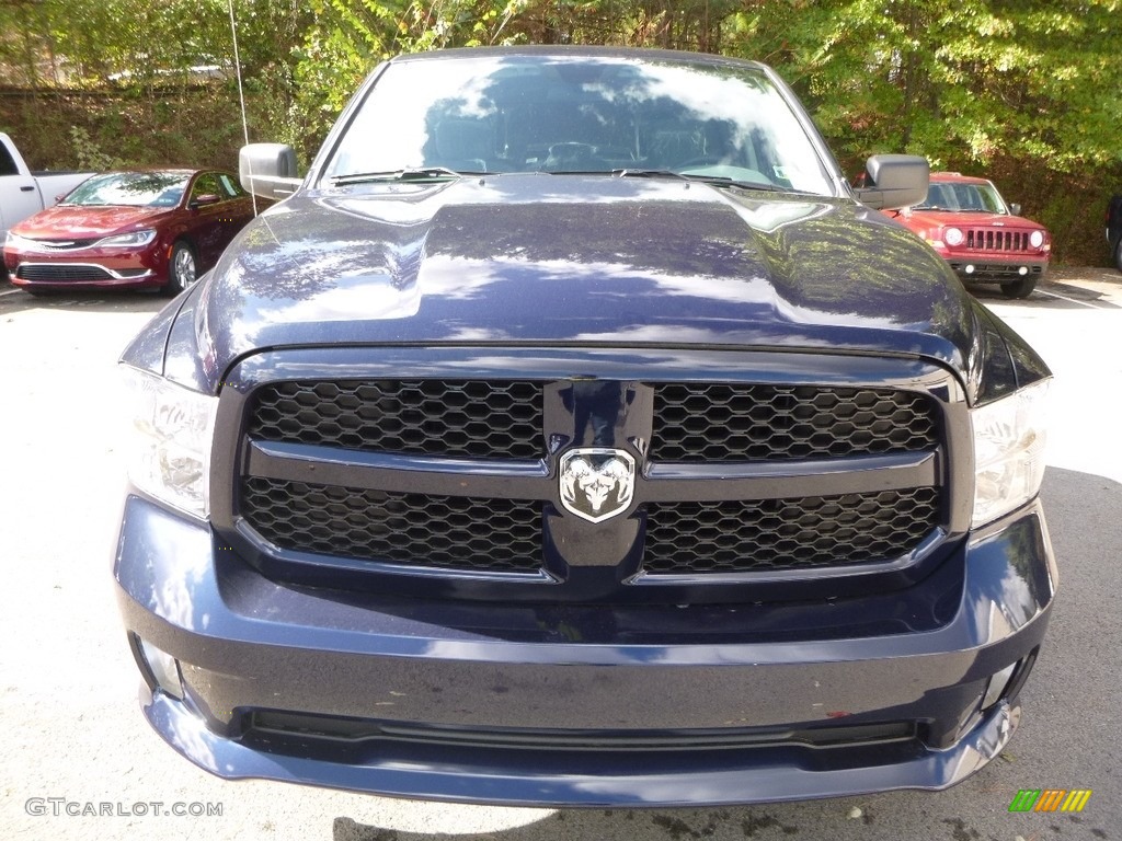 2018 1500 Express Quad Cab 4x4 - True Blue Pearl / Black/Diesel Gray photo #8