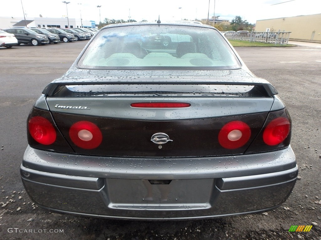 2005 Impala  - Medium Gray Metallic / Medium Gray photo #3