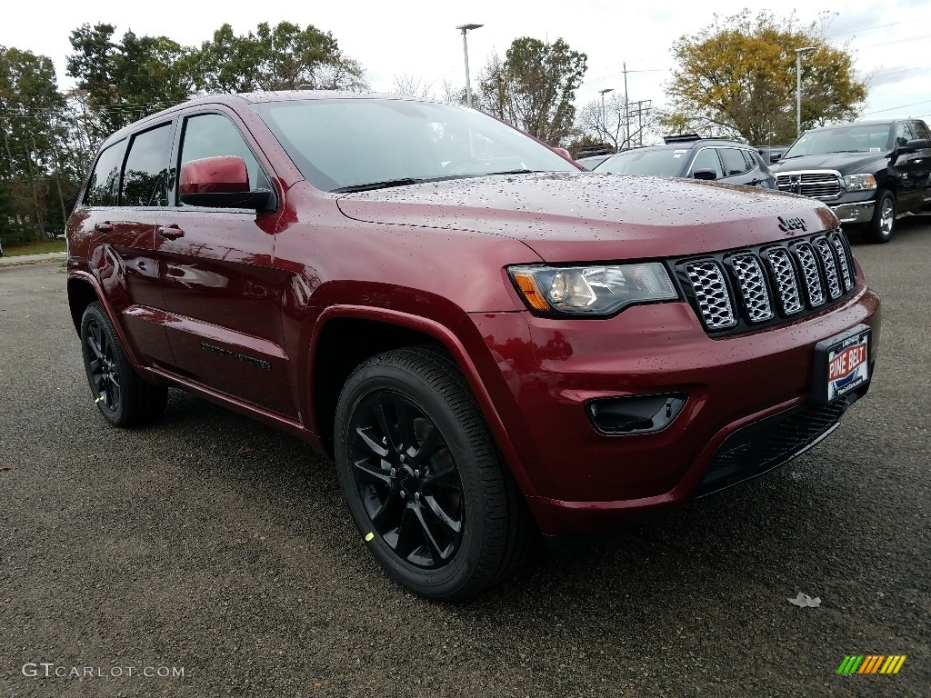 2018 Grand Cherokee Altitude 4x4 - Velvet Red Pearl / Black photo #1