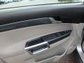 2008 Silver Pearl Saturn VUE XE  photo #11