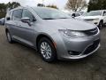 Front 3/4 View of 2018 Pacifica Touring L