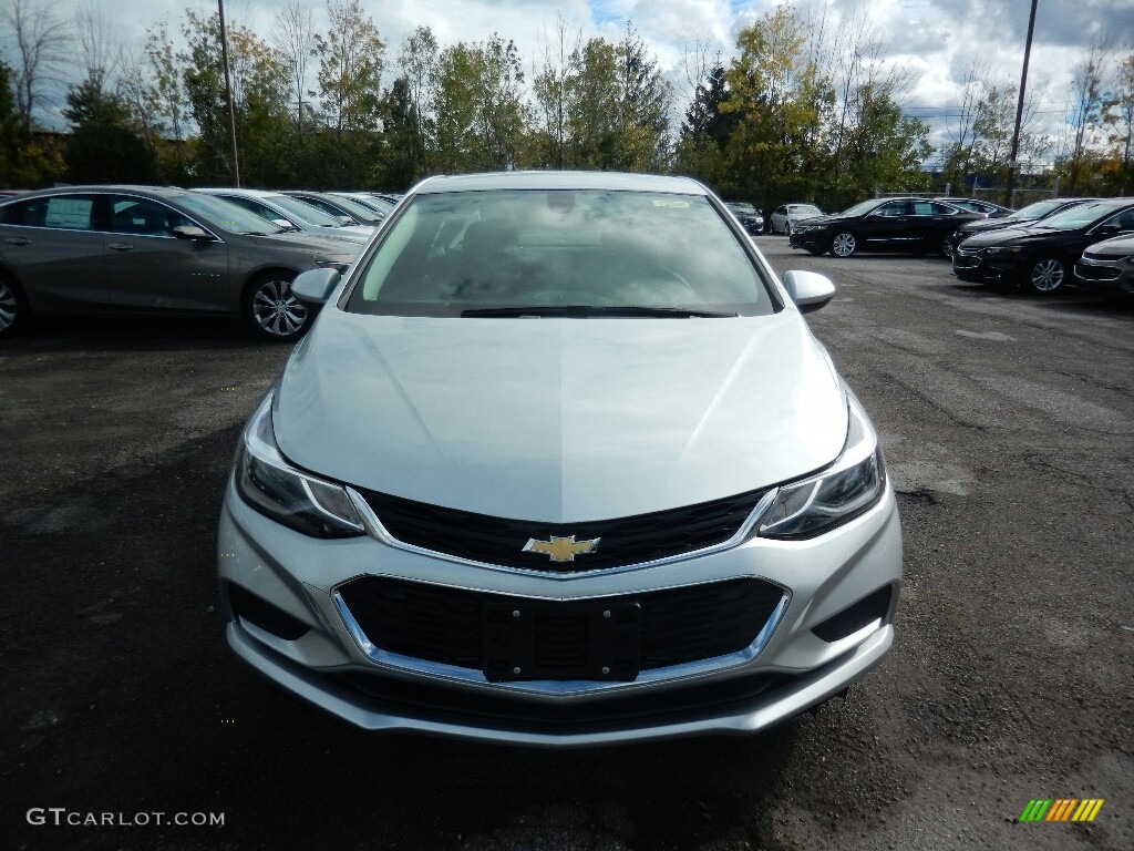 2018 Cruze LT - Silver Ice Metallic / Jet Black photo #2