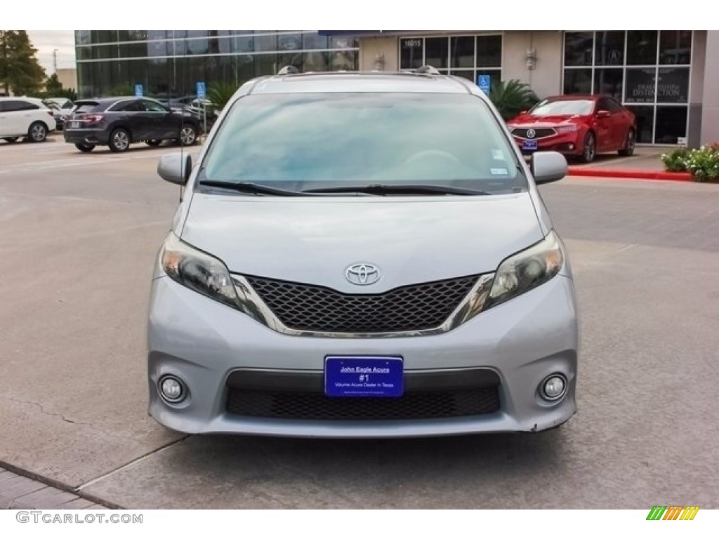 2011 Sienna SE - Silver Sky Metallic / Light Gray photo #2