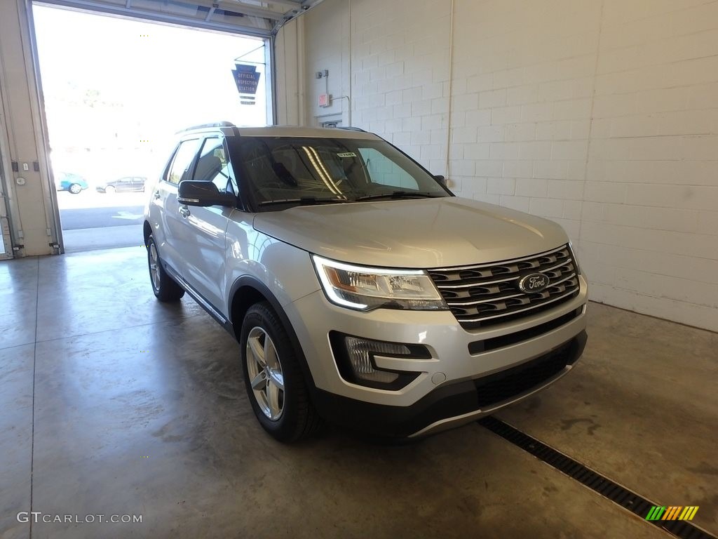 Ingot Silver Ford Explorer