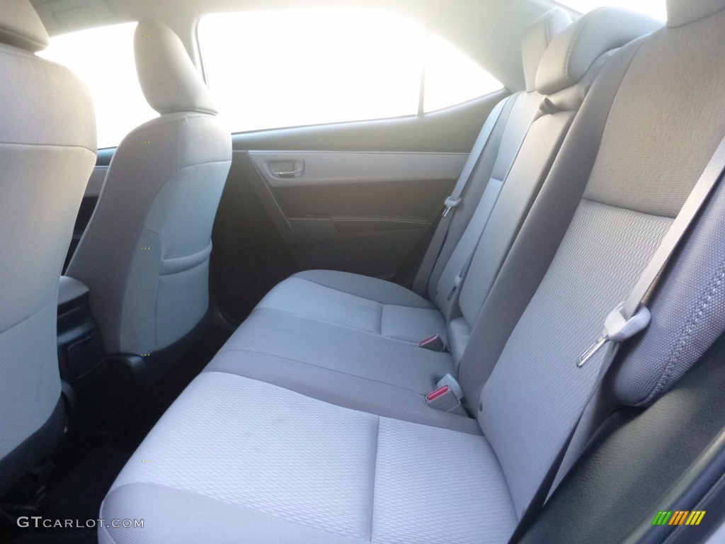 2015 Corolla LE - Classic Silver Metallic / Ash photo #7
