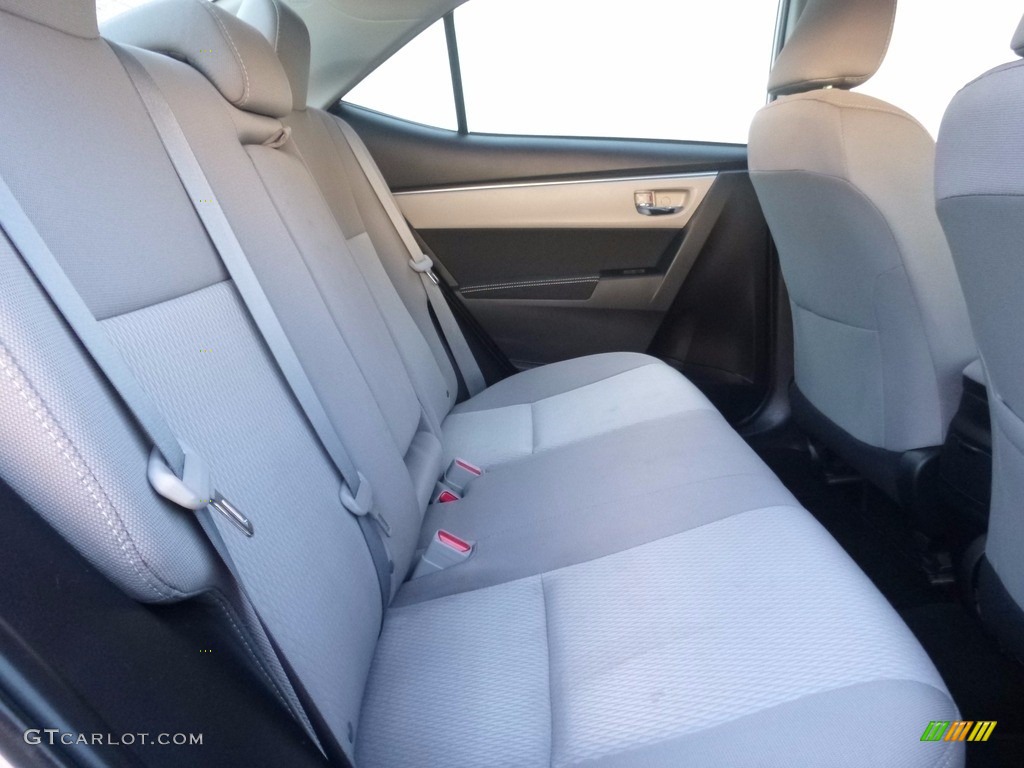 2015 Corolla LE - Classic Silver Metallic / Ash photo #15
