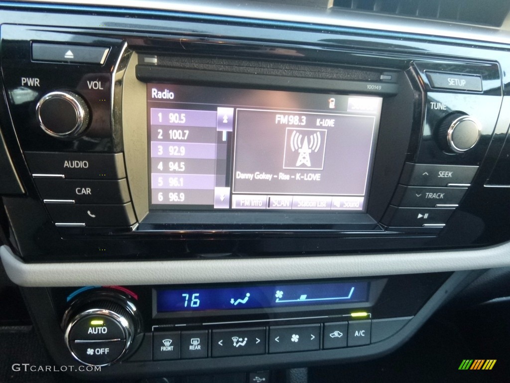 2015 Corolla LE - Classic Silver Metallic / Ash photo #26