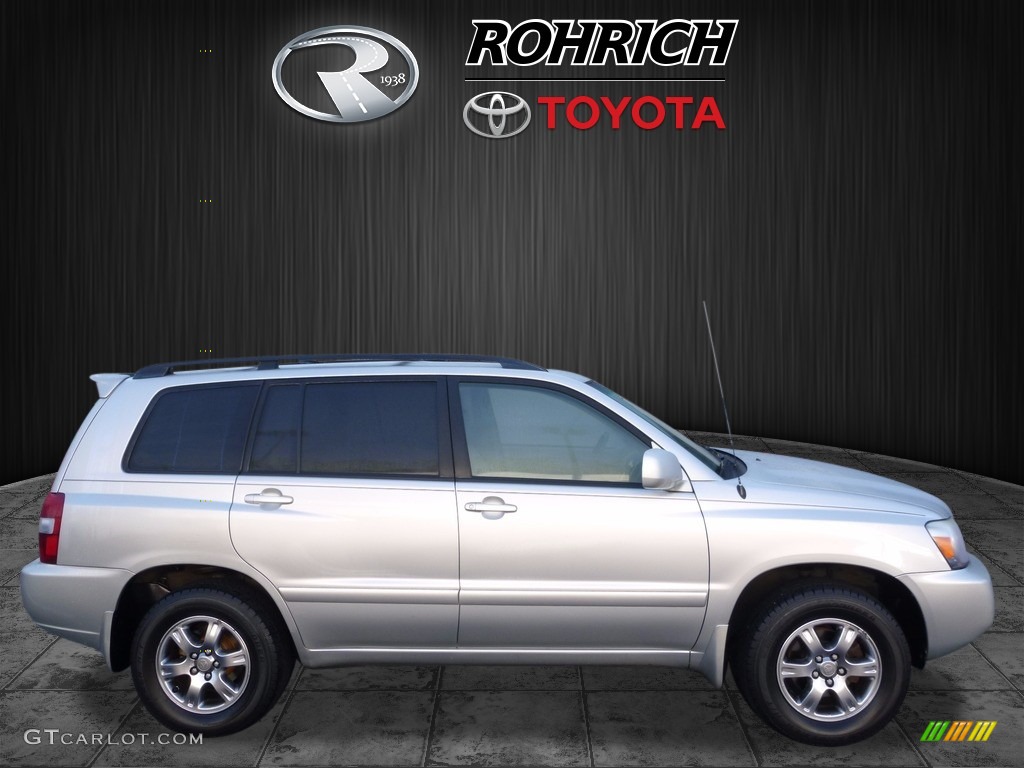2005 Highlander V6 4WD - Millenium Silver Metallic / Gray photo #2