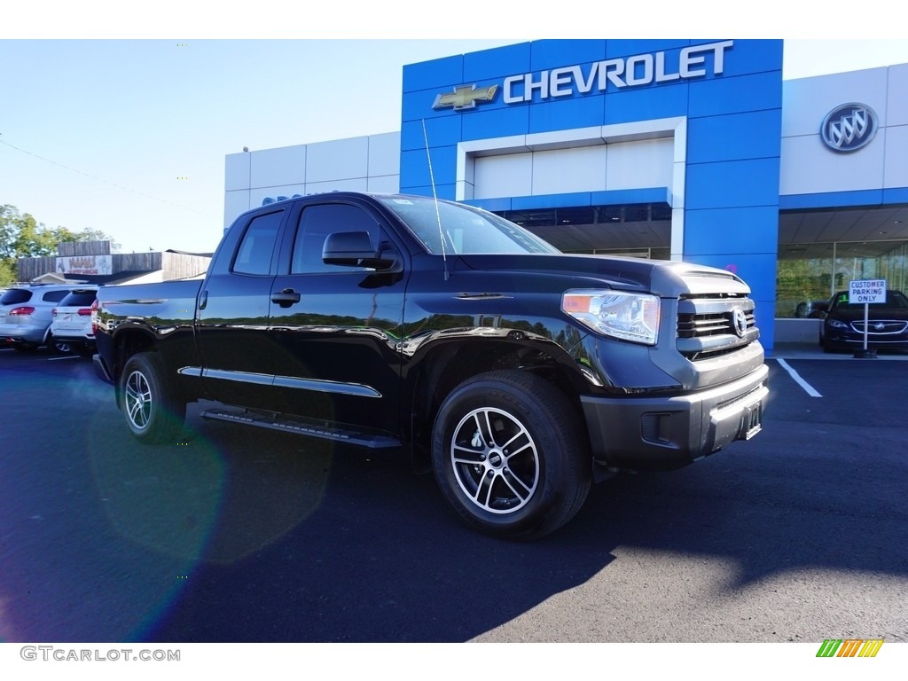 2017 Tundra SR5 Double Cab - Black / Graphite photo #1