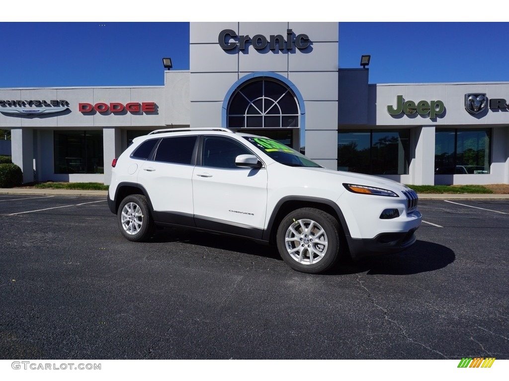 2018 Cherokee Latitude - Bright White / Black photo #1