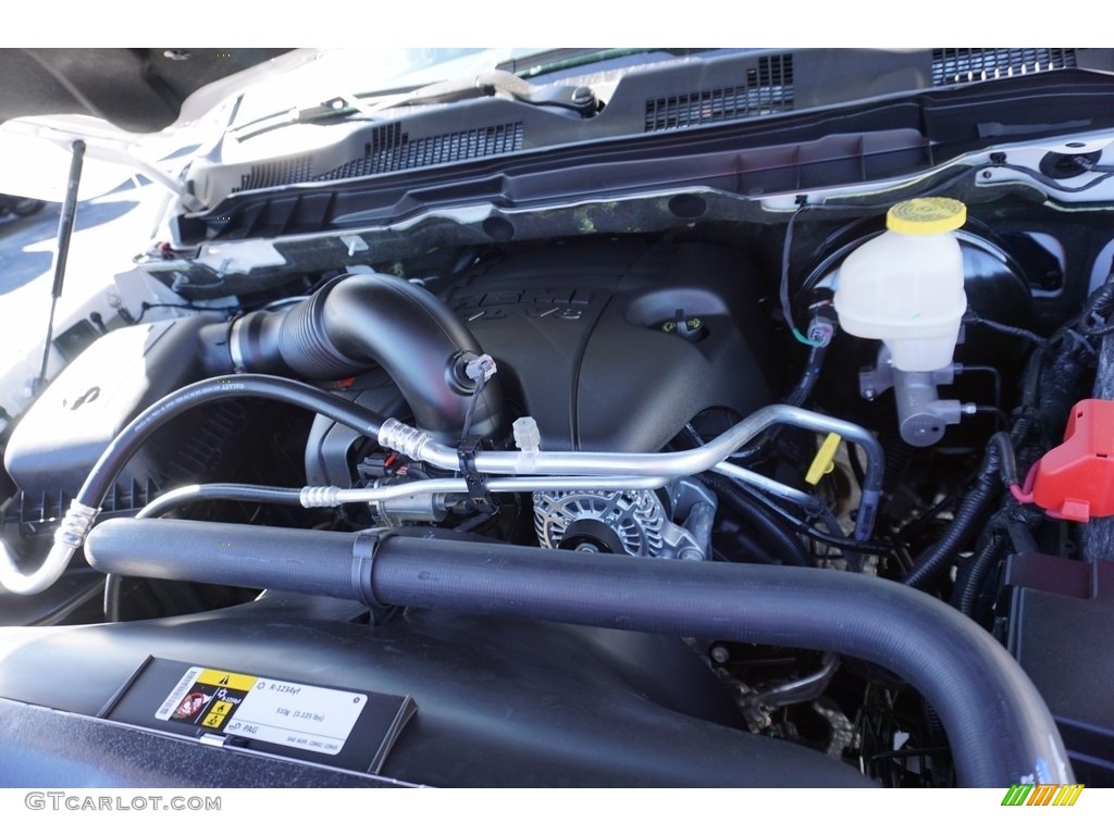 2018 1500 Express Crew Cab - Bright White / Black/Diesel Gray photo #13