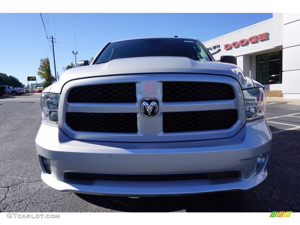 2018 1500 Express Crew Cab - Bright Silver Metallic / Black/Diesel Gray photo #2