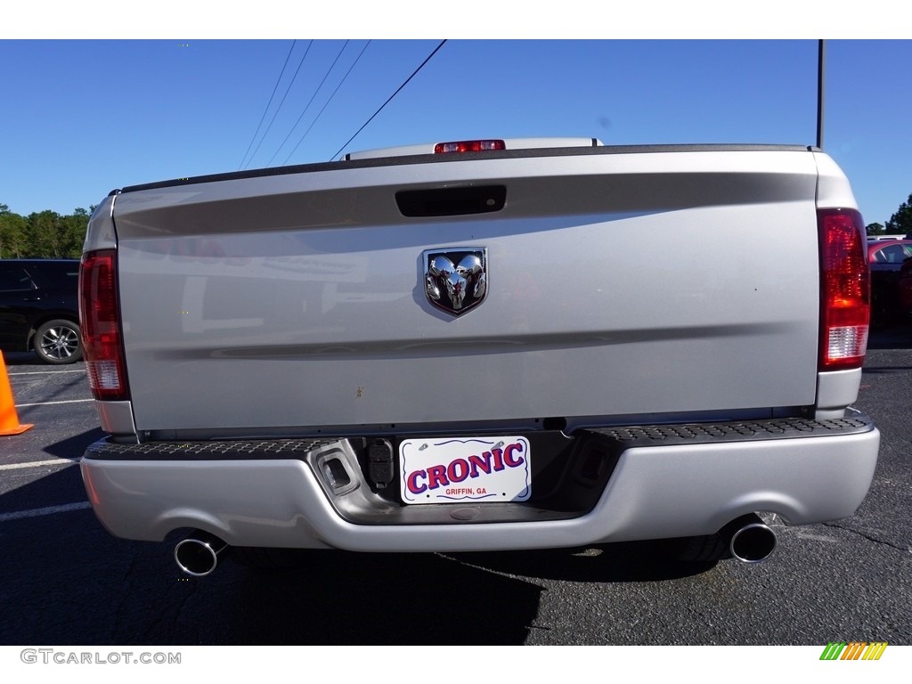 2018 1500 Express Crew Cab - Bright Silver Metallic / Black/Diesel Gray photo #6