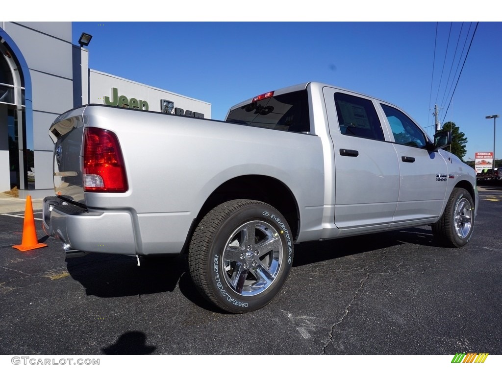 2018 1500 Express Crew Cab - Bright Silver Metallic / Black/Diesel Gray photo #7