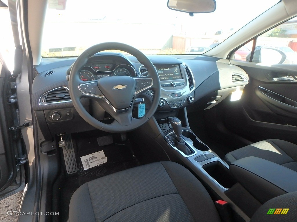 2018 Cruze LT - Nightfall Gray Metallic / Jet Black photo #12