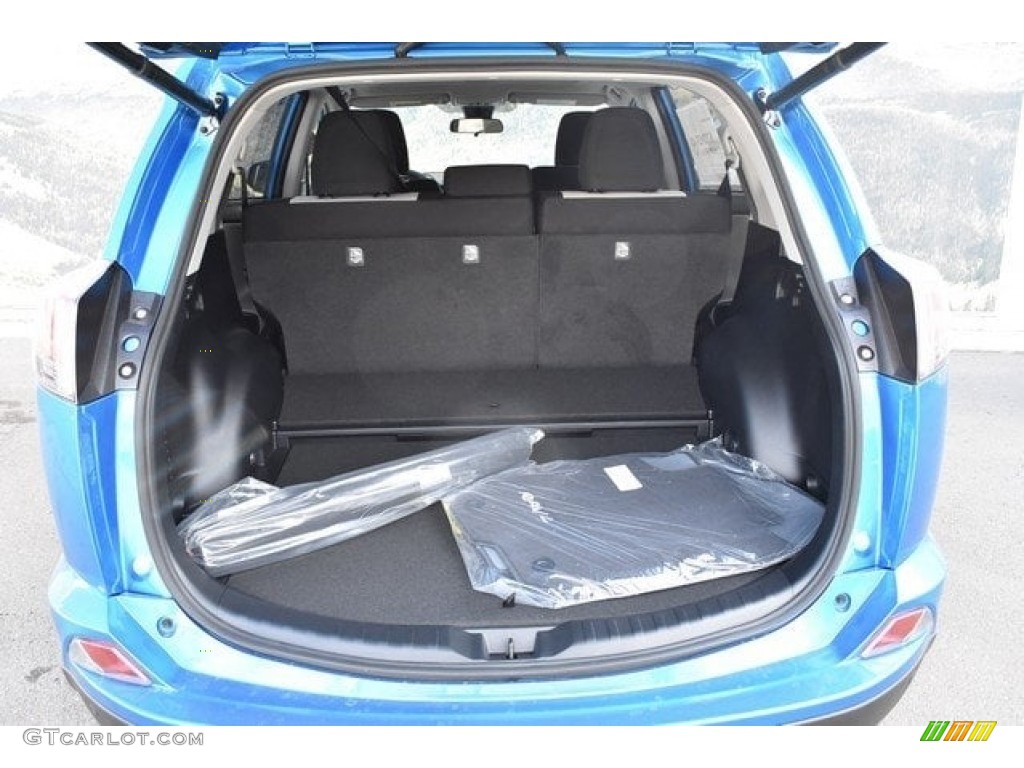 2018 Toyota RAV4 XLE AWD Hybrid Trunk Photo #123361349