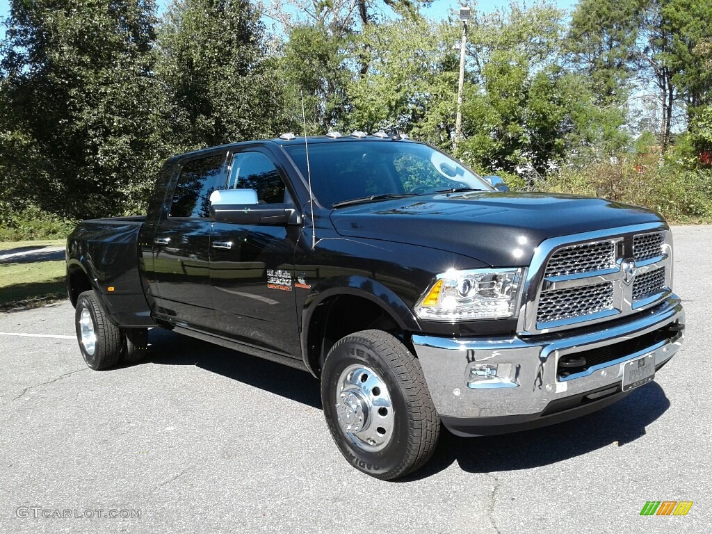Brilliant Black Crystal Pearl 2018 Ram 3500 Laramie Mega Cab 4x4 Dual Rear Wheel Exterior Photo #123361895