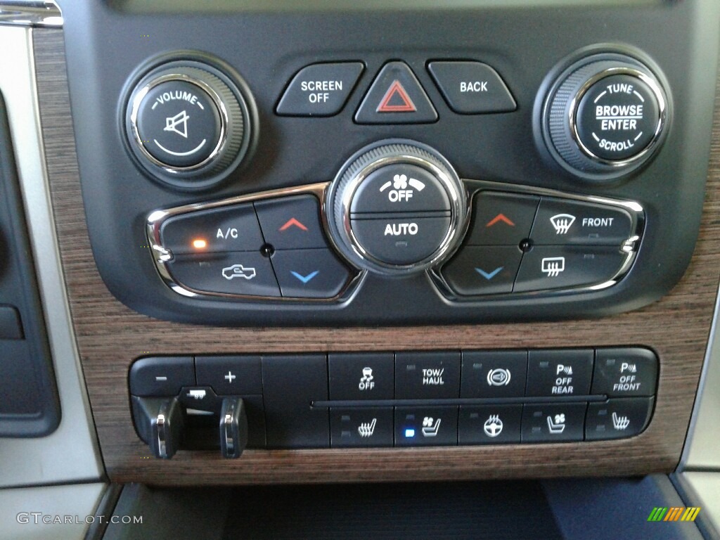 2018 Ram 3500 Laramie Mega Cab 4x4 Dual Rear Wheel Controls Photo #123362546