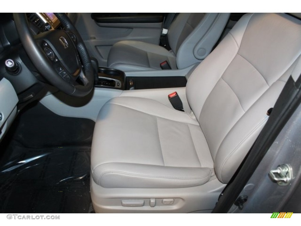 2016 Pilot EX-L - Lunar Silver Metallic / Gray photo #12