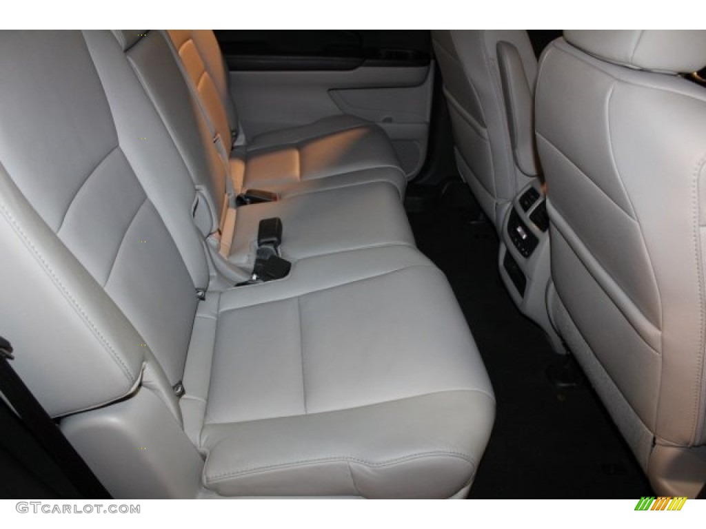 2016 Pilot EX-L - Lunar Silver Metallic / Gray photo #38