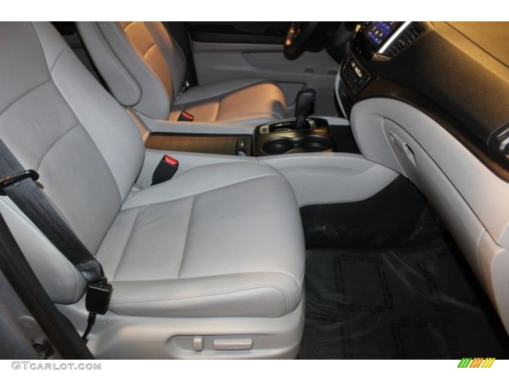 2016 Pilot EX-L - Lunar Silver Metallic / Gray photo #40