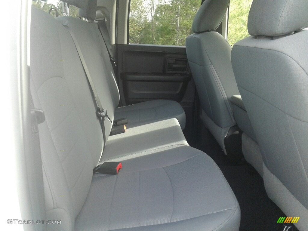 2018 1500 Express Quad Cab - Bright White / Black/Diesel Gray photo #11