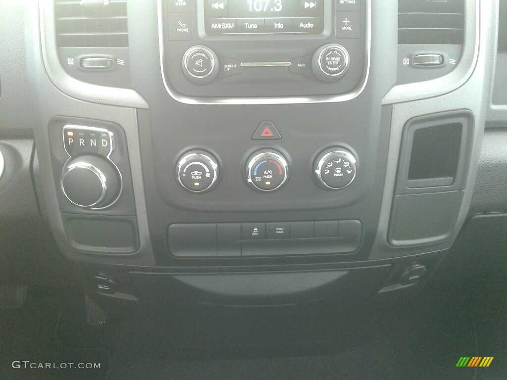 2018 1500 Express Quad Cab - Bright White / Black/Diesel Gray photo #16