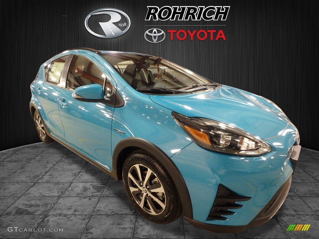 2018 Prius c Two - Tide Pool Pearl / Blue/Dark Gray Two-Tone photo #1