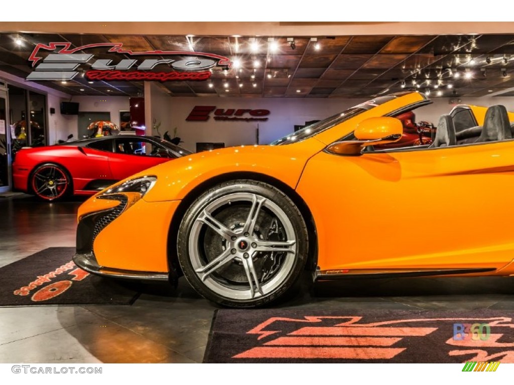 2015 650S Spyder - McLaren Orange / Carbon Black photo #31