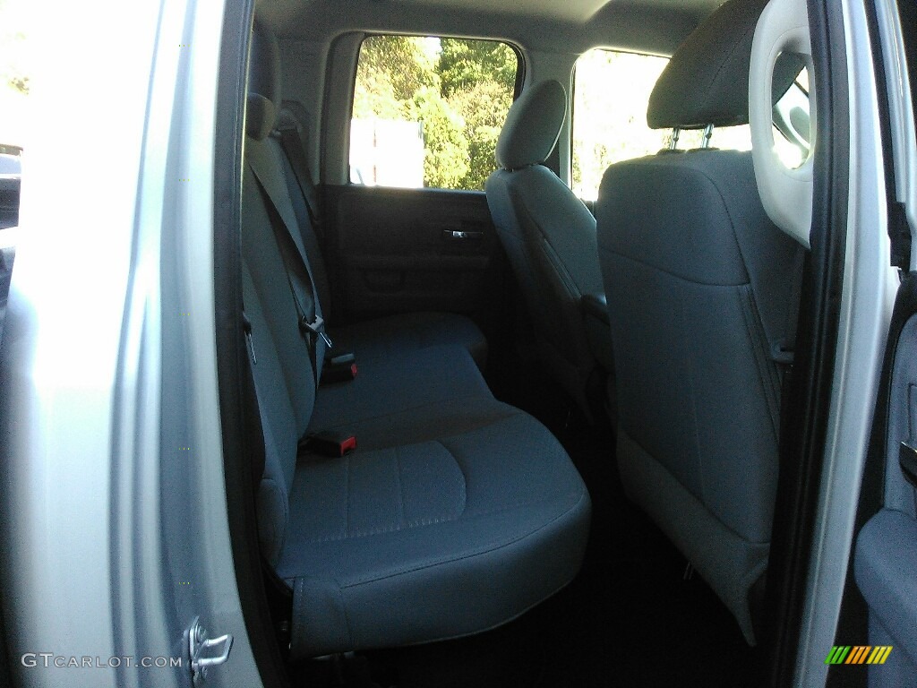 2017 1500 Big Horn Quad Cab 4x4 - Bright Silver Metallic / Black/Diesel Gray photo #11