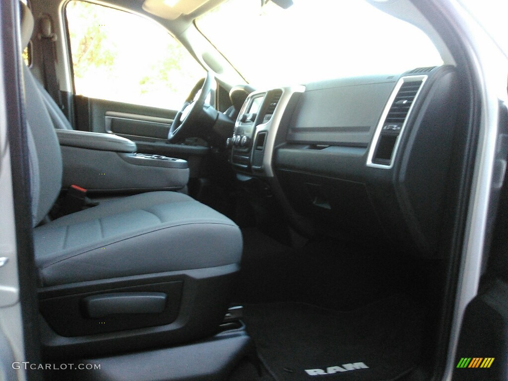 2017 1500 Big Horn Quad Cab 4x4 - Bright Silver Metallic / Black/Diesel Gray photo #13