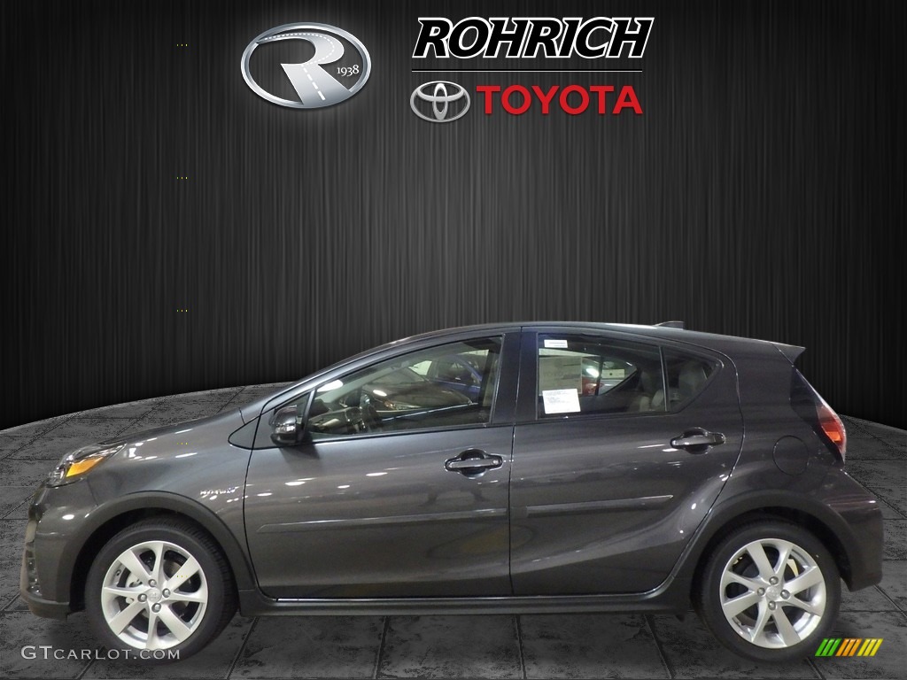 2018 Prius c Four - Magnetic Gray Metallic / Light Blue Gray photo #3